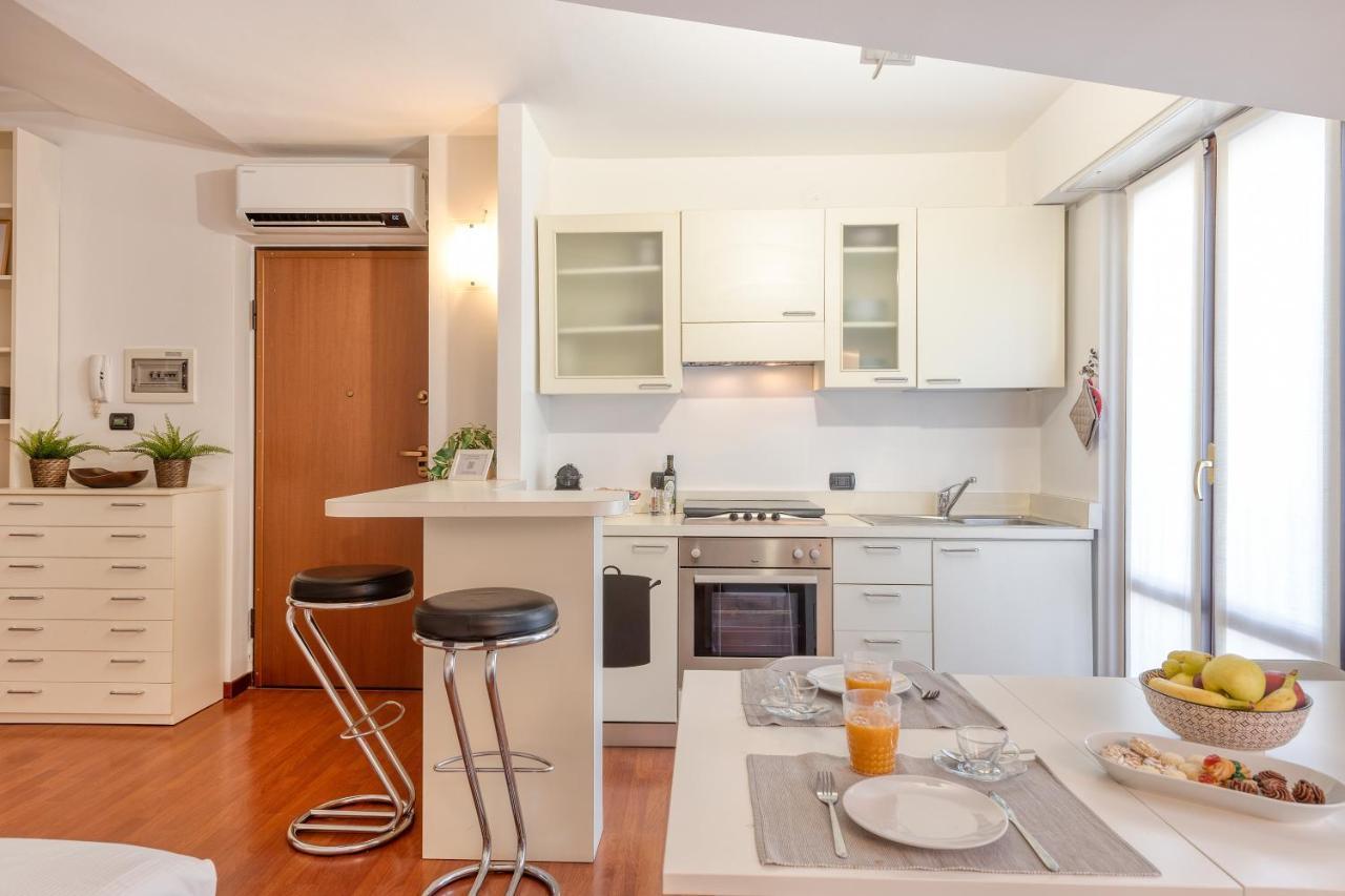 Apartament Ferrucci, 6 - Monolocale Al Settimo Cielo Mediolan Zewnętrze zdjęcie